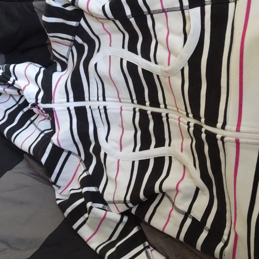 Lululemon scuba zip up